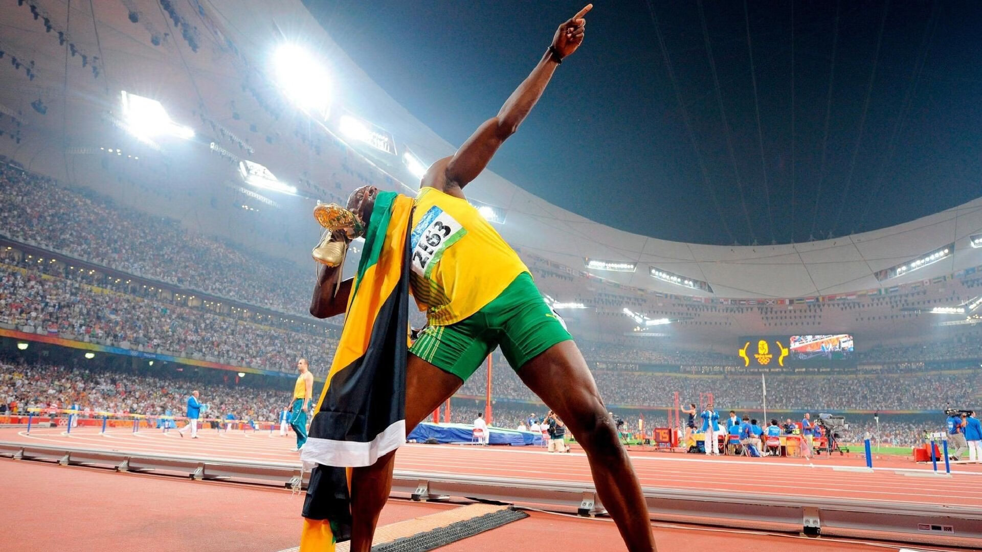 _快船外线手感火热，战胜劲敌_，快船的内线