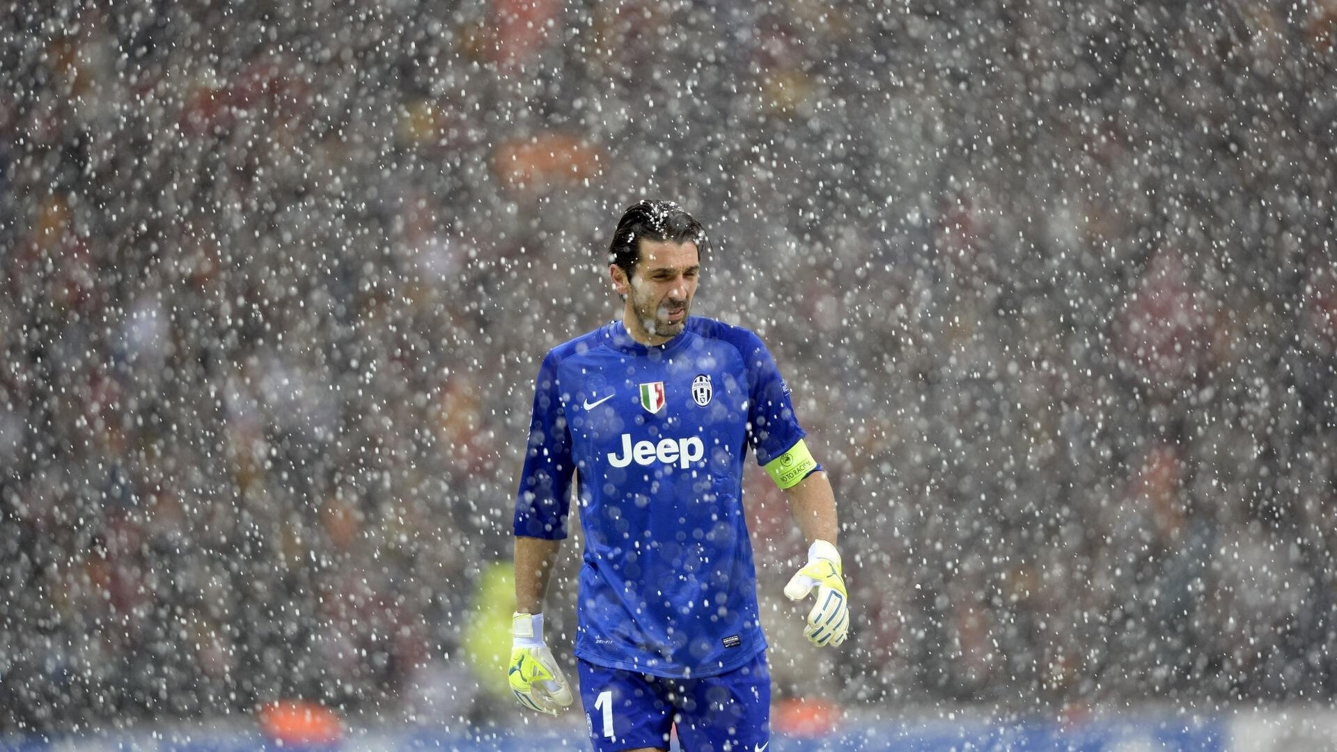 “逆境反扑：球队在落后状态下的奇迹逆转”，逆境反弹